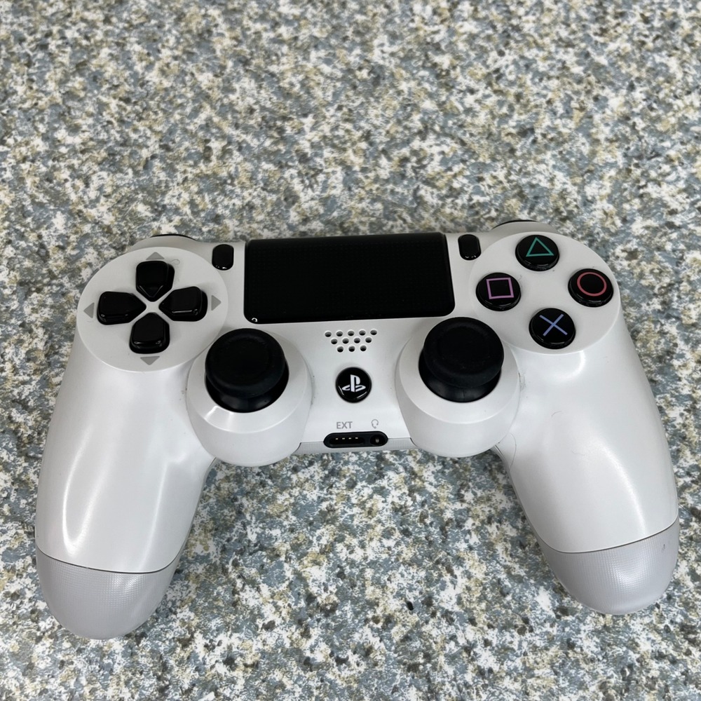 Sony PlayStation 4 DualShock 4 Wireless Controller CUH-ZCT1U Glacier White PS4